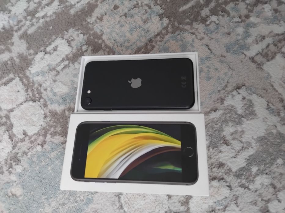 Айфон se,64памяти,