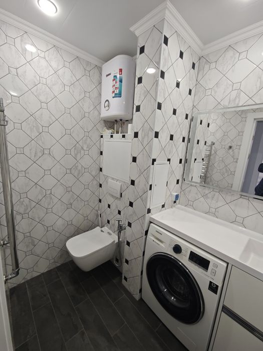 Продам квартиру с дизайнерский ремонт!!!