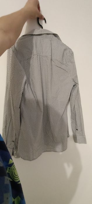 Vând Cămașă Guess