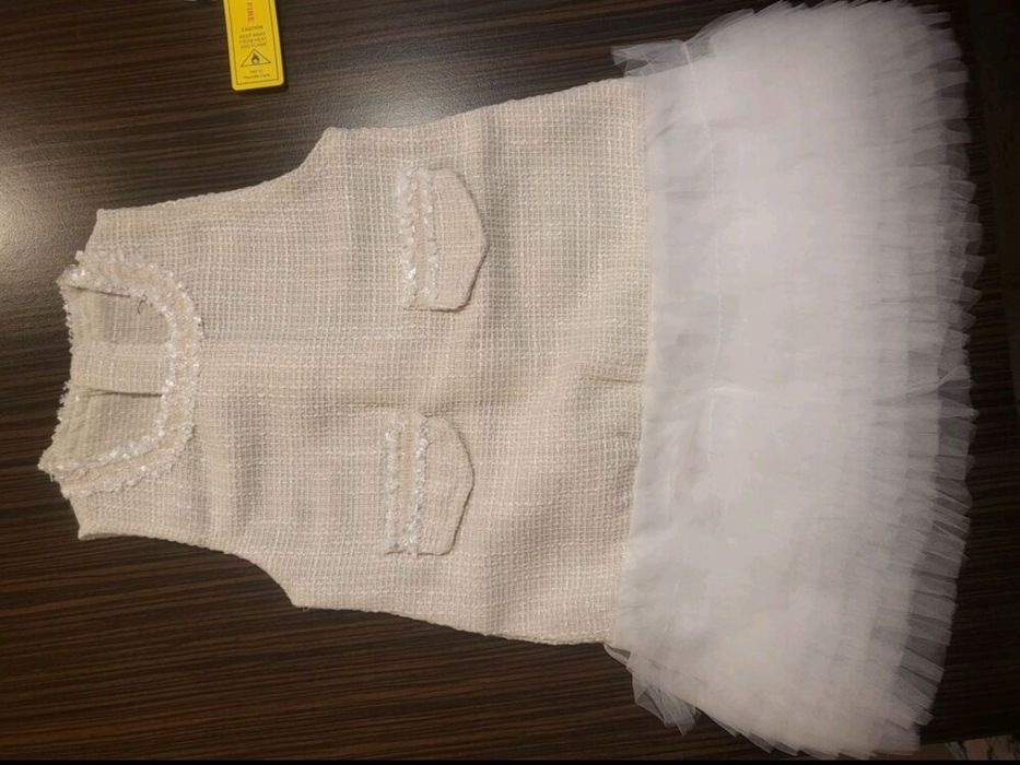 Прекрасна рокля 9-12 м.