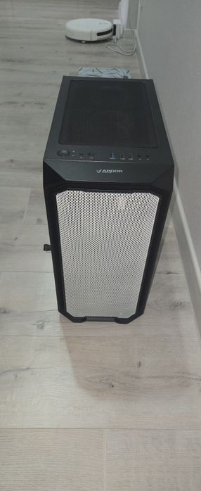 Продам корпус для компьютера