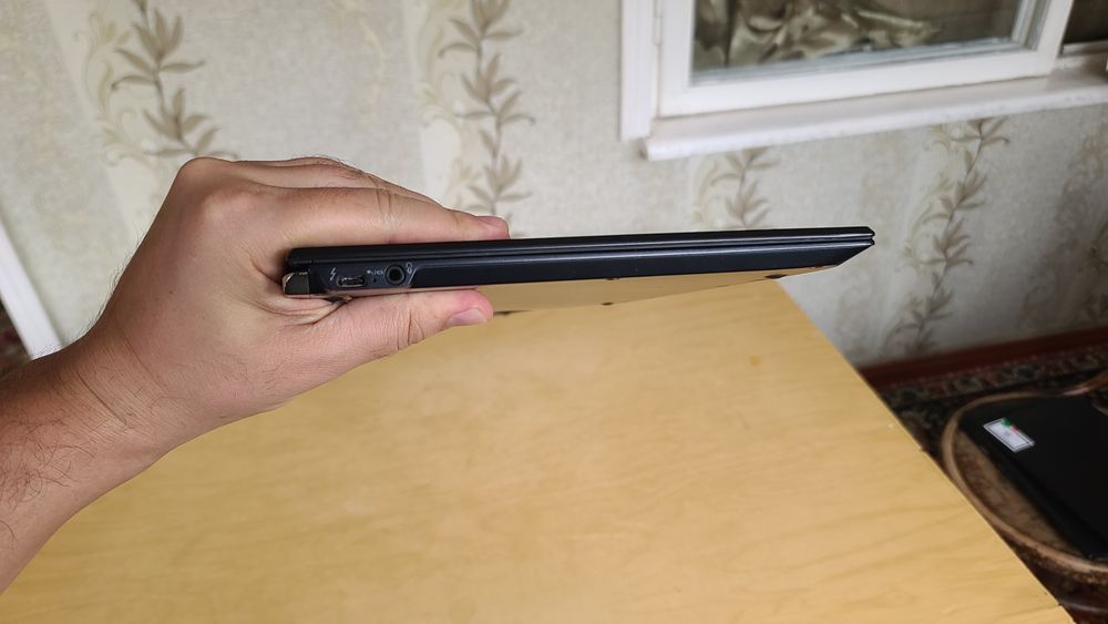 Toshiba dynabook i3 8/128