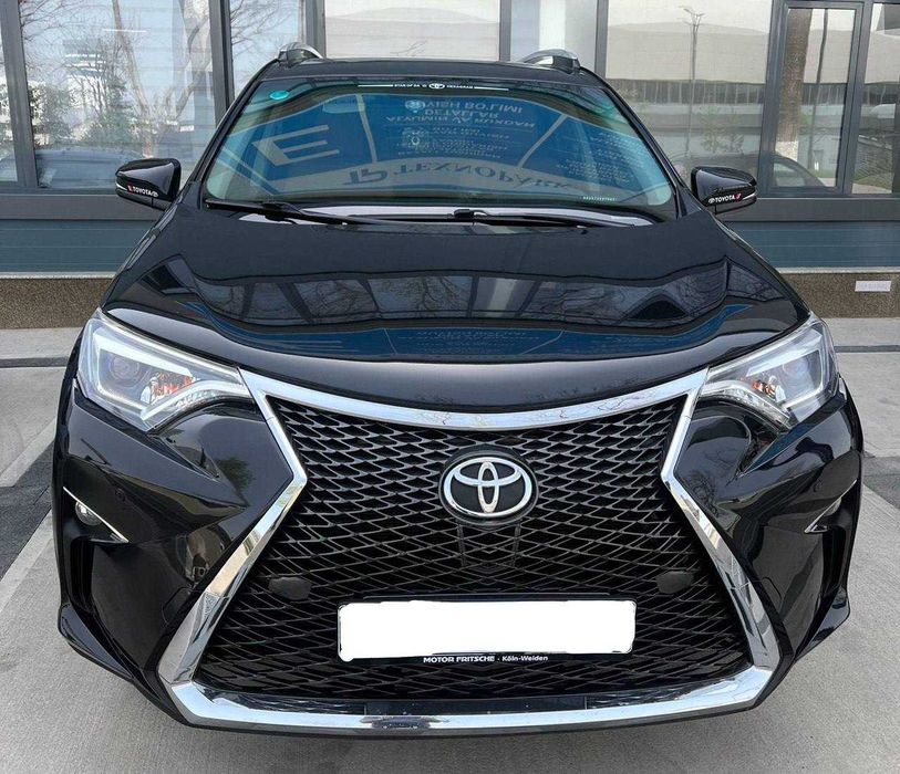 продаётся машина Toyota RAV4 RS