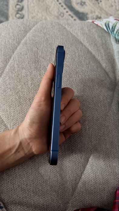 Продам Iphone 13 256gb