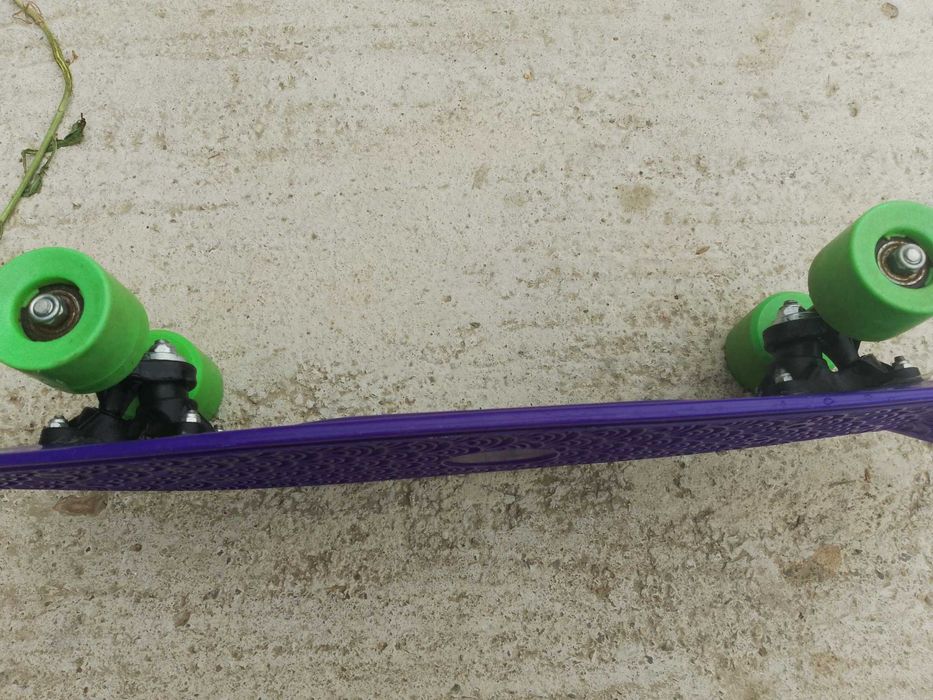 Skateboard,trotinete,