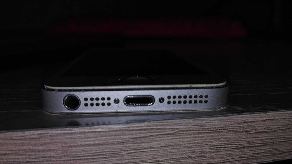 Iphone 5 на запчасти