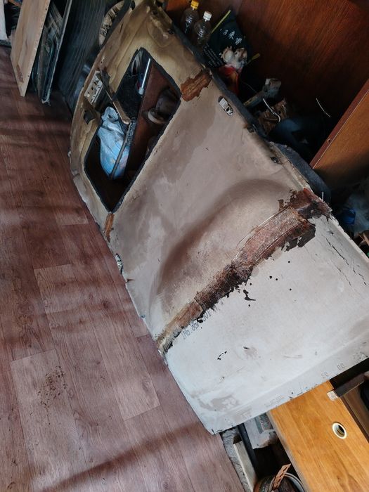 Потолок Golf 3 продам.