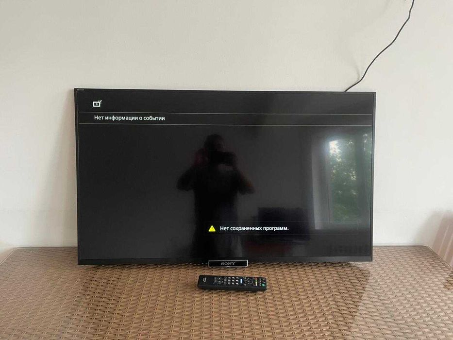 Телевизор Sony KDL-42W653A