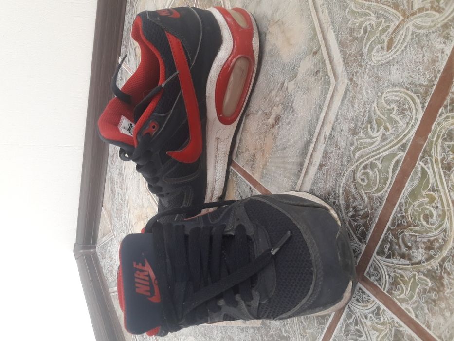 Кроссовки на мальчика. Р-р 35-36