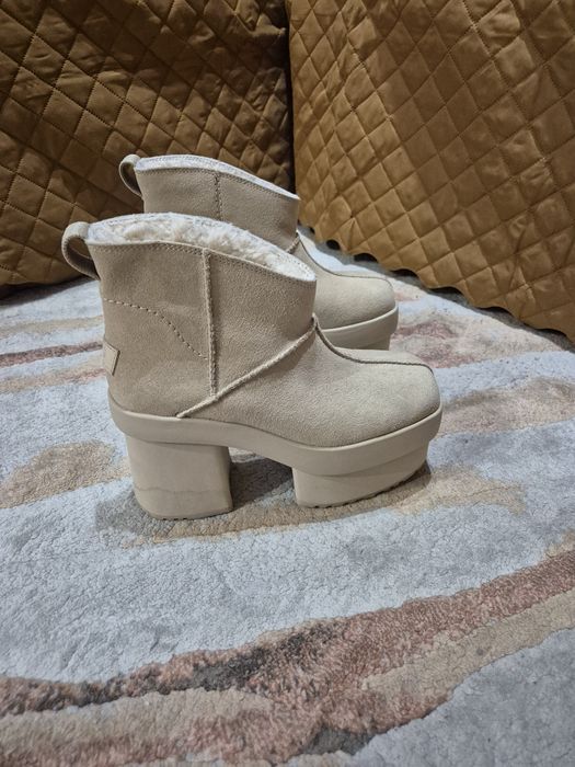 Дамски боти UGG 38ми размер