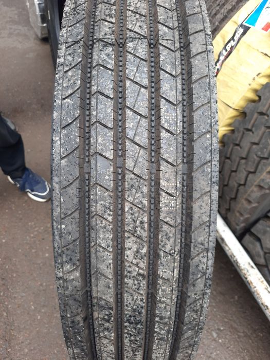 Грузовые автошины 11R22.5  для камаз зил 295/80R22.5 kamaz balon