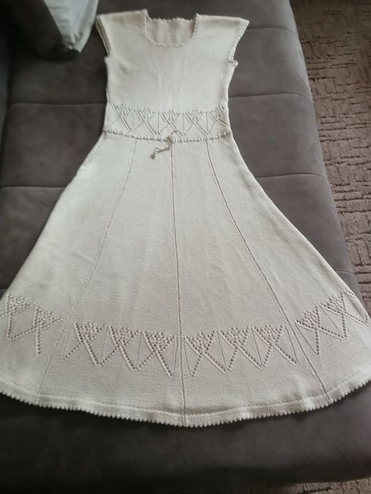 Памучна рокля на една кука