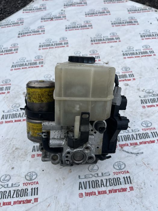 Блок ABS  TLC 100, LX470