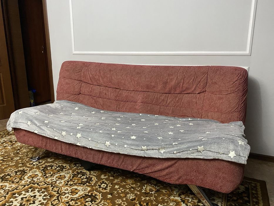 Диван и два кресла