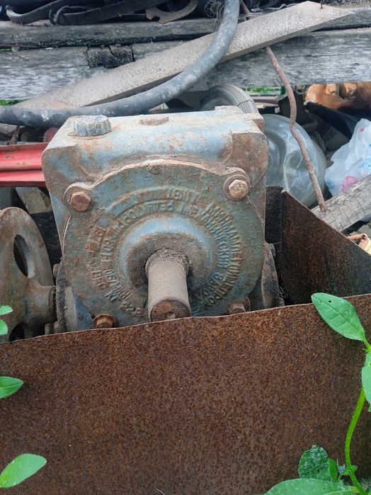 Срочно продам редуктор