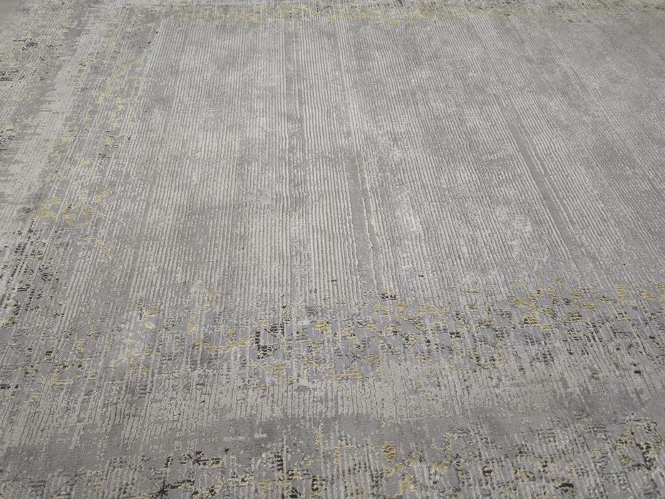 Продам  ковёр, дорожки