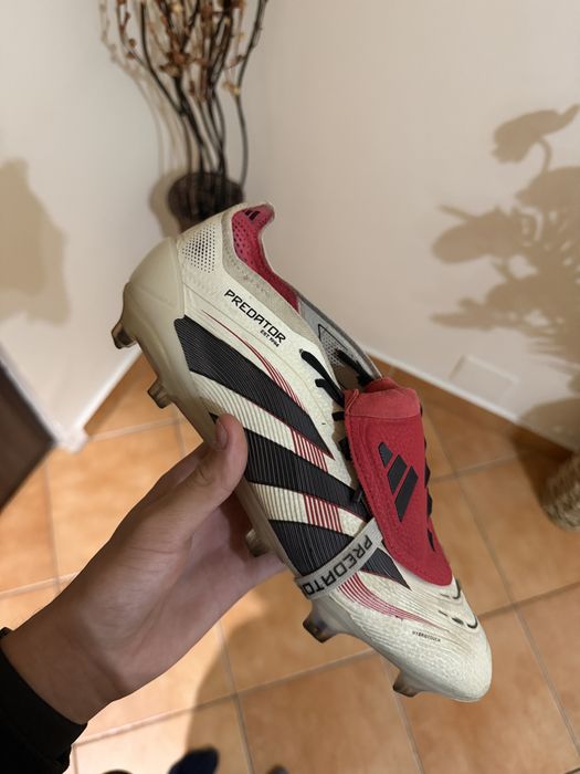 ghete de fotbal adidas marime 42
