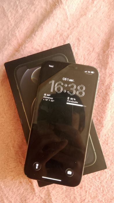 iPhone 12 Pro коробкой