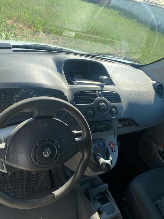 Vând Renault kangoo 1.5 diesel