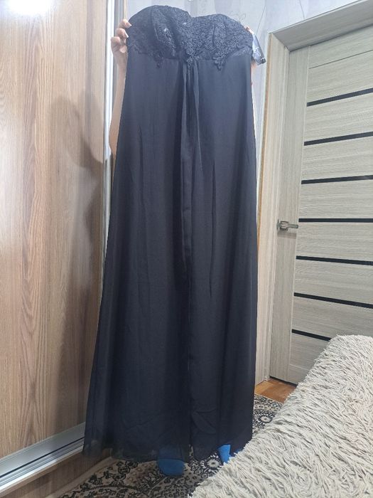 Вечернее платье. Чёрное длинное.