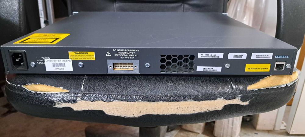 Cisco Catalyst 3550 Switch 48 port 10 100 Ethernet WS-C3550-48-SMI