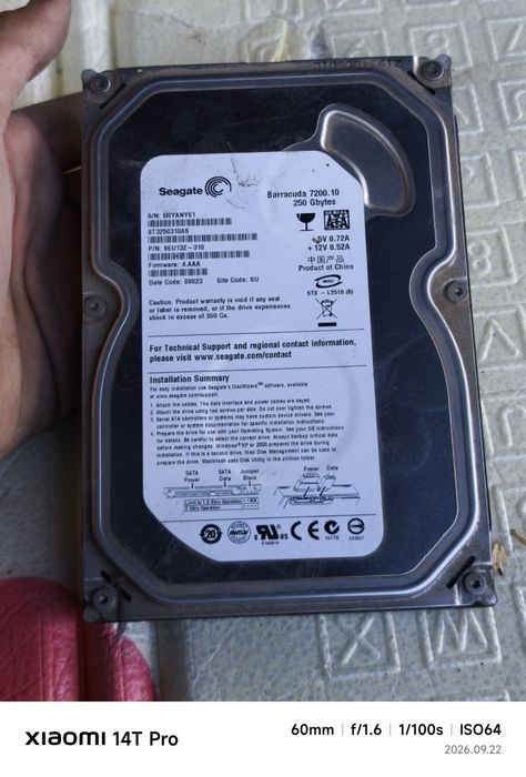 Продам жесткий диск Seagate Barracuda 7200.10 объемом 250 Гигабайт (мо