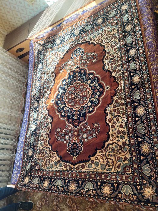 Два Персийски килима.