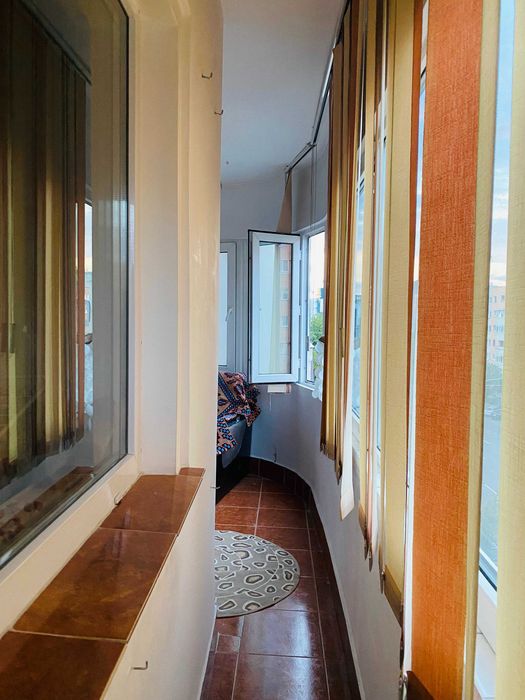Inchiriez Apartament 2 camere, Centrul Civic, Strada Toamnei