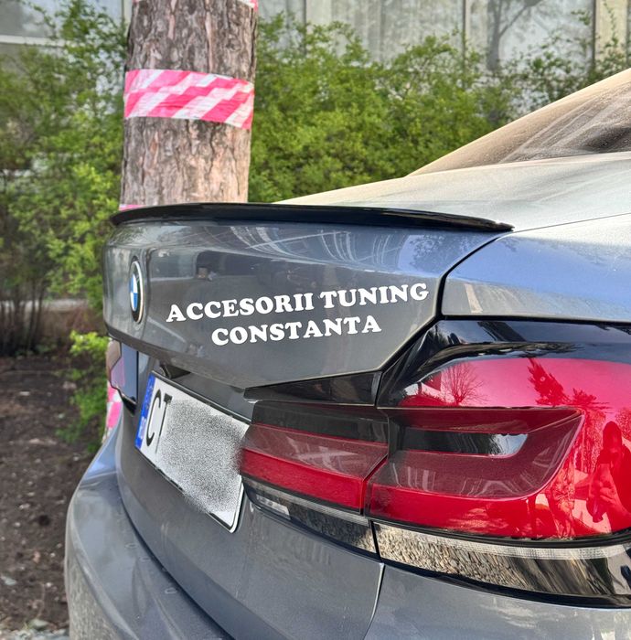 Eleron Portbagaj - BMW G30 M5 Style Negru Lucios