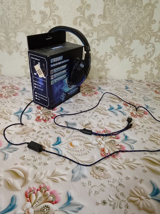Игровые наушники