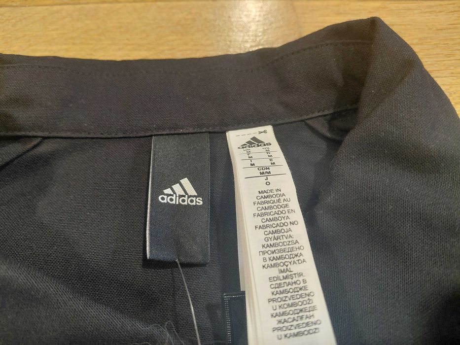 НОВО Bayern Munchen Adidas яке елегантно черно НОВО с ЕТИКЕТ Байерн