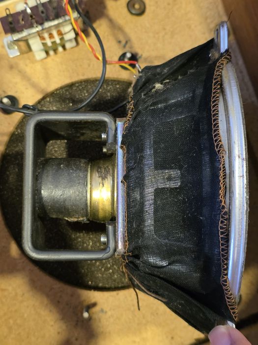 Тонколони Telefunken L60