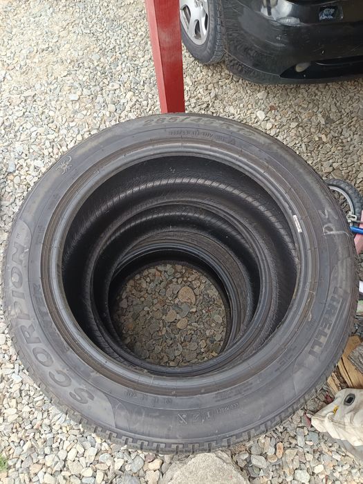 Vând  Pirelli scorpion m+s dot 2018,285/45 R19 și 255/50 R19stare buna