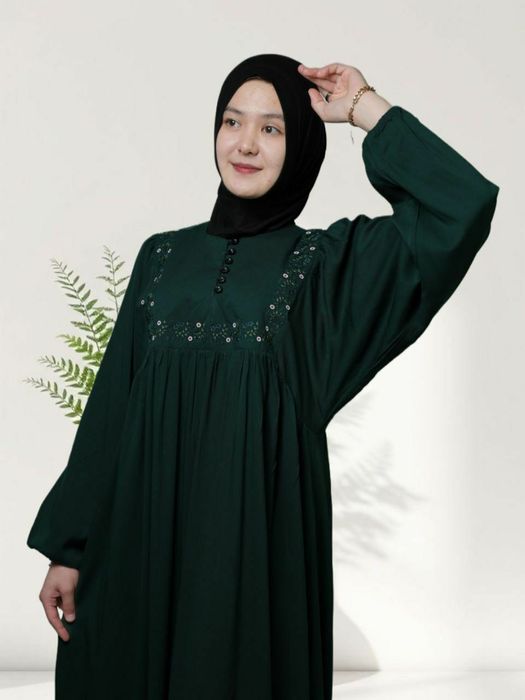 Umra uchun xadiya uchun optim va dona sifatli libosimiz