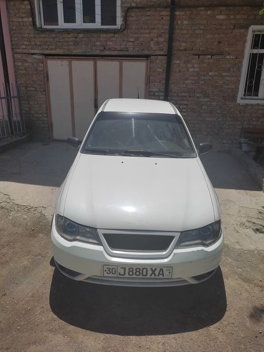 Nexiya 2 sotiladi 2010 yil