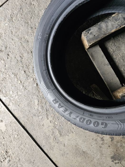 2 anvelope vara 205 55 17 Goodyear
