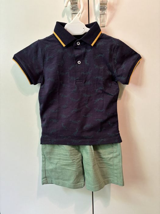 Tricou polo si pantaloni scurti pentru 12 luni