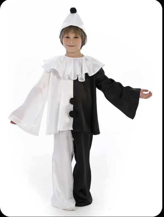 Детский костюм пьеро