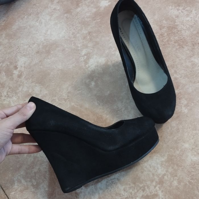 Продам зимние сапоги, разную обувь