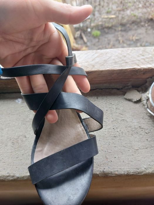 Sandale cu platforma