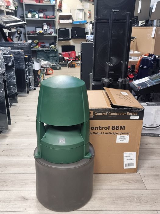 Amanet F28: Boxa de gradina JBL Control 88M