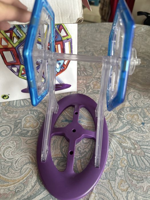 Магнитен конструктор