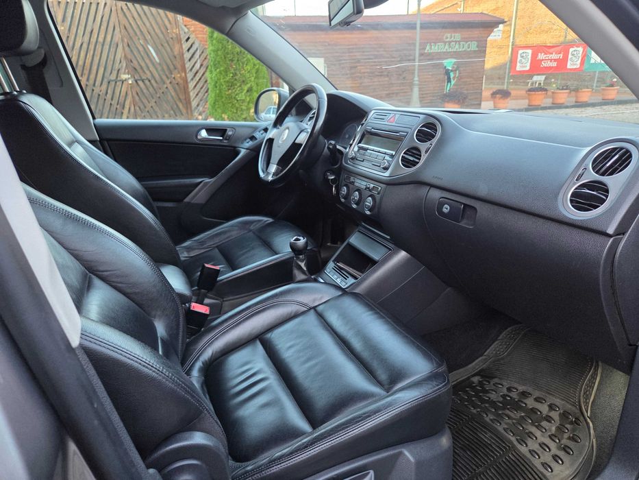 VOLKSWAGEN Tiguan 0 — imagine 5