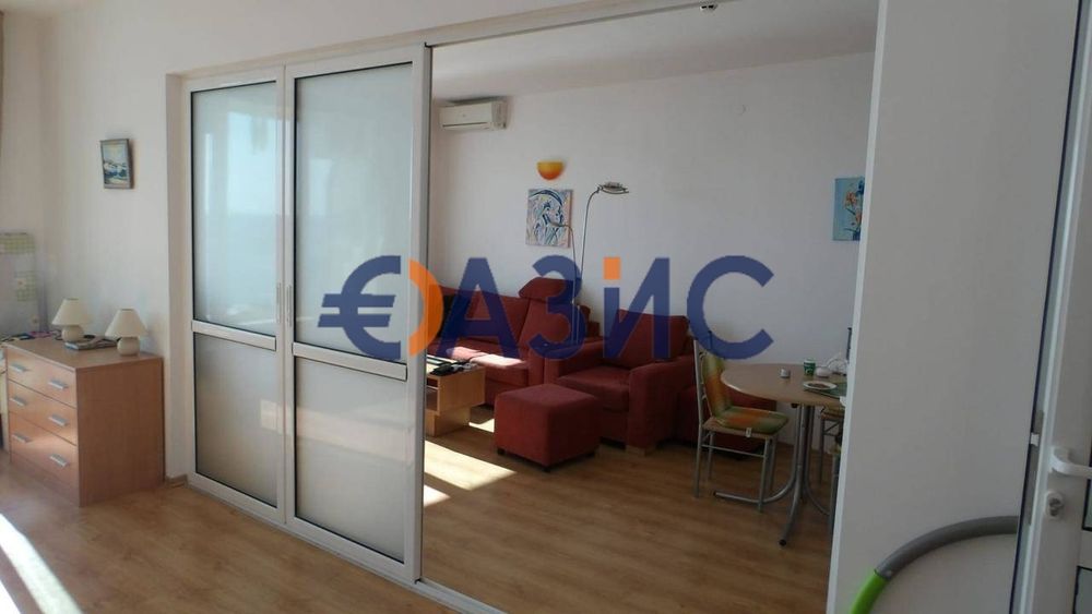 Първа линия на морето !2-стаен апартамент, директен изглед към морето,