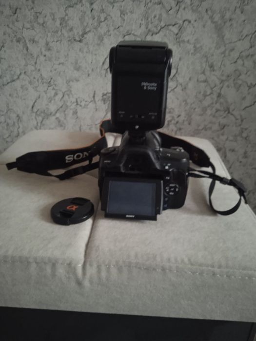 Зеркальный SONY  фото аппарат сатылады