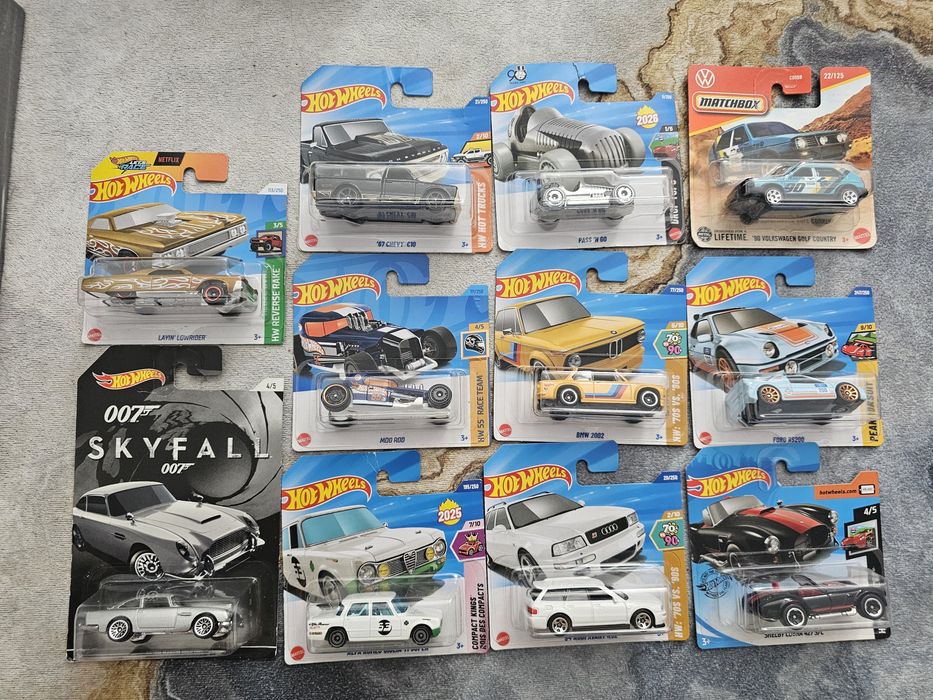Hot wheels колички