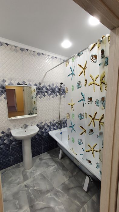 Сдаётся 2-ком.кв. ЦУМ,Wi-Fi,Плазма.