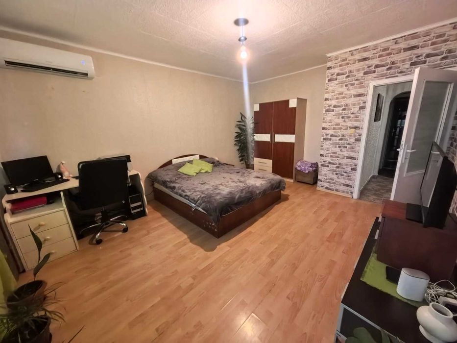 Продава се Двустаен апартамент в Казанлък - 78 кв.м за 1105 €/кв.м - Снимка #1