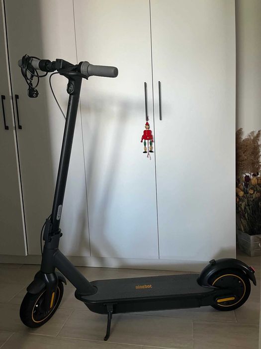Trotineta Electrica Segway Ninebot G30