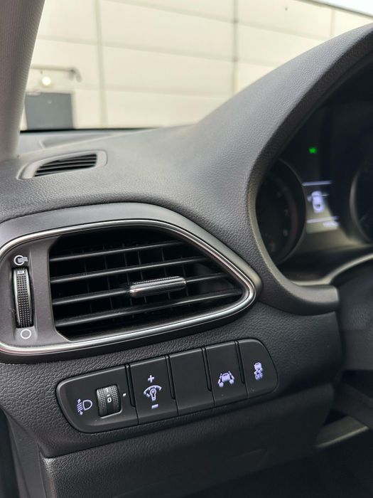 Hyundai i30 fastback